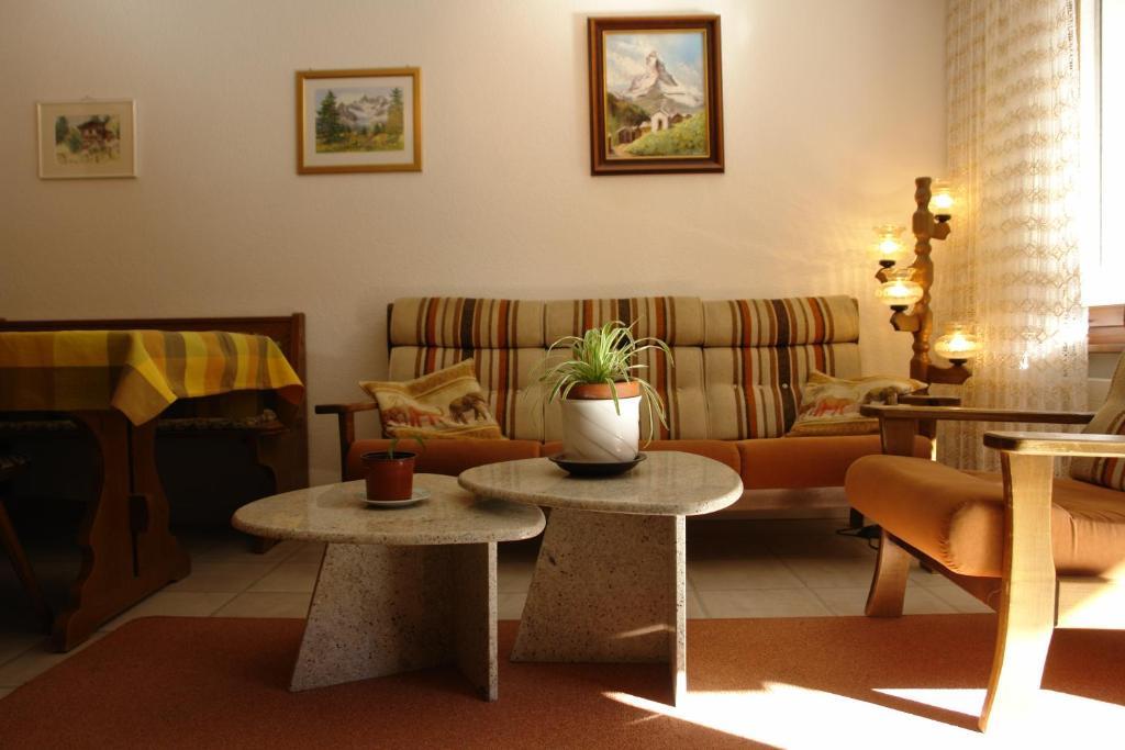 Myzermatt Monazit Apartment ห้อง รูปภาพ